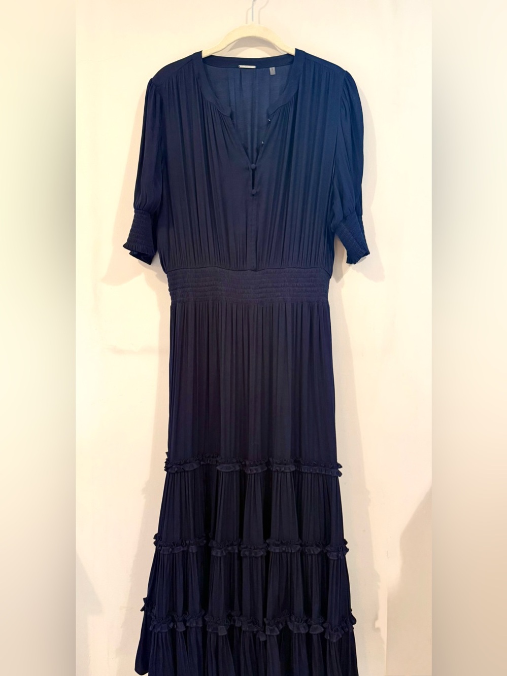 Elie Tahari Navy Tiered Maxi Dress Smocked Waist, Romantic, Boho, Size Medium